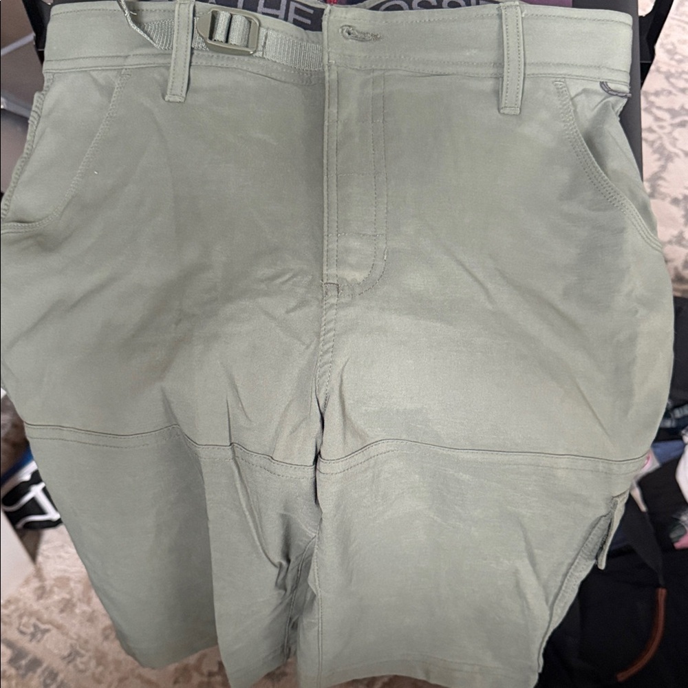 Gerry Weber Men's Light Sage Green Hybrid Shorts